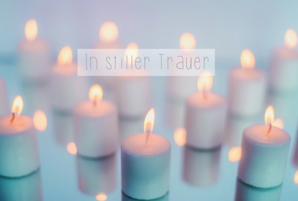 Trauer – Beileid – Kondolenz - Trauerkarte im Format 11,5 x 17 cm mit Umschlag - brennende Kerze