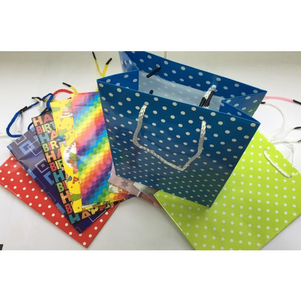 Sortiment Geschenktaschen Tüten Medium A5 - 10 Tüten UVP: € 1,75 - € 2,50 - Bundle 2023