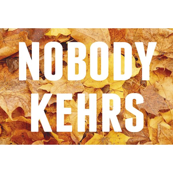 Postkarte #like Nobody kehrs – Es interessiert keinen – Herbstlaub