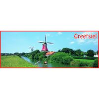 Greetsiel Feuerzeuge Windmühlen Tretboote